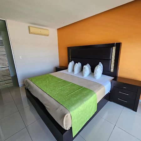 Suites Eugenia Deluxe Coatzacoalcos Zewnętrze zdjęcie